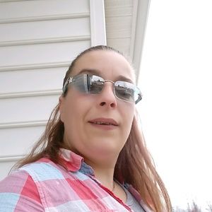 Meet your Posher, Goldie